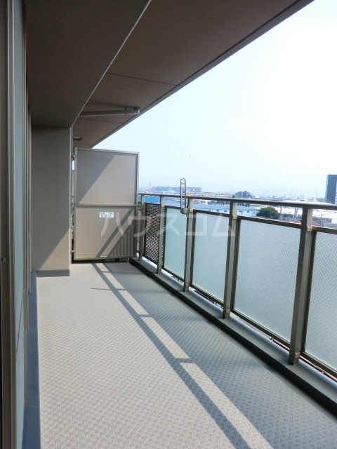 16/27 バルコニー