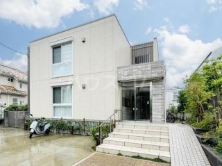 2/5 エントランス