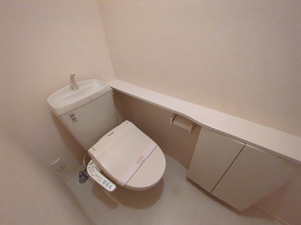 16/30 トイレ
