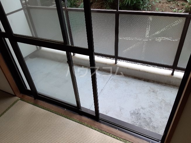 14/30 バルコニー