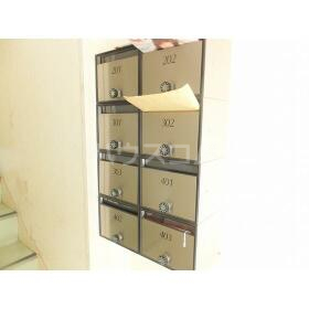 13/15 エントランス