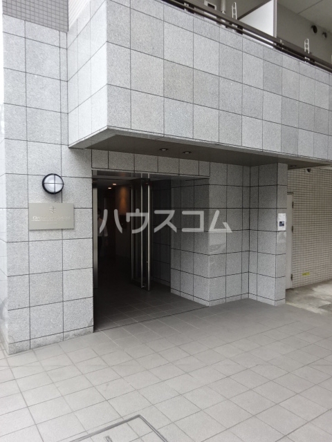 22/30 エントランス