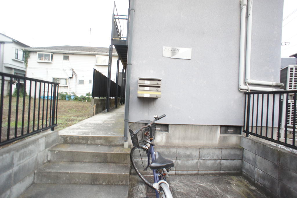 14/15 エントランス