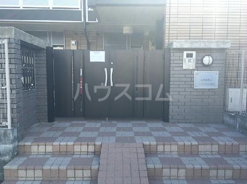 14/24 エントランス