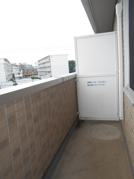 18/26 バルコニー