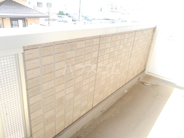 14/23 バルコニー