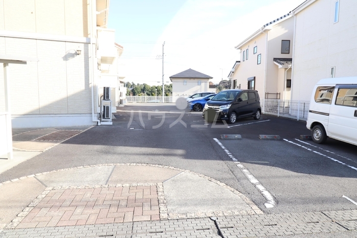 20/21 駐車場