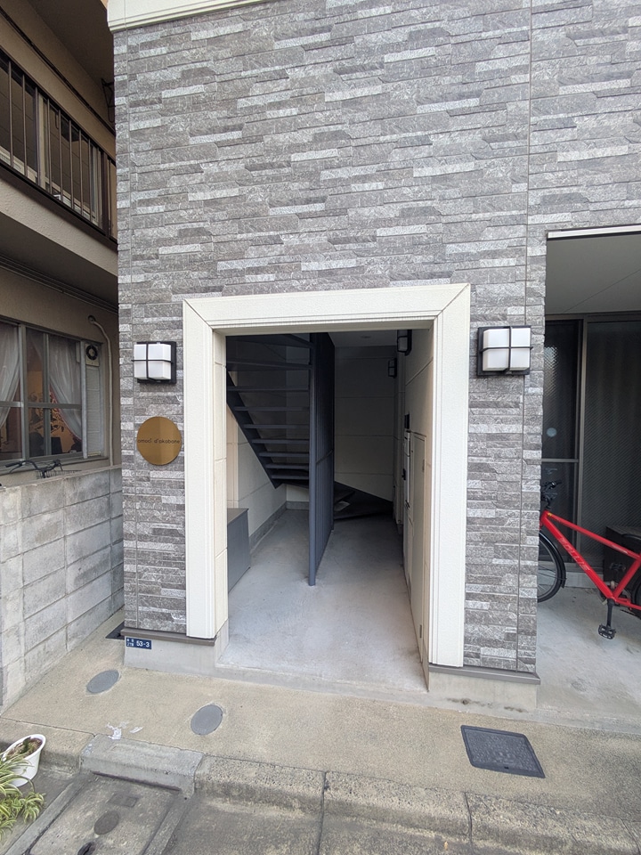 20/26 エントランス