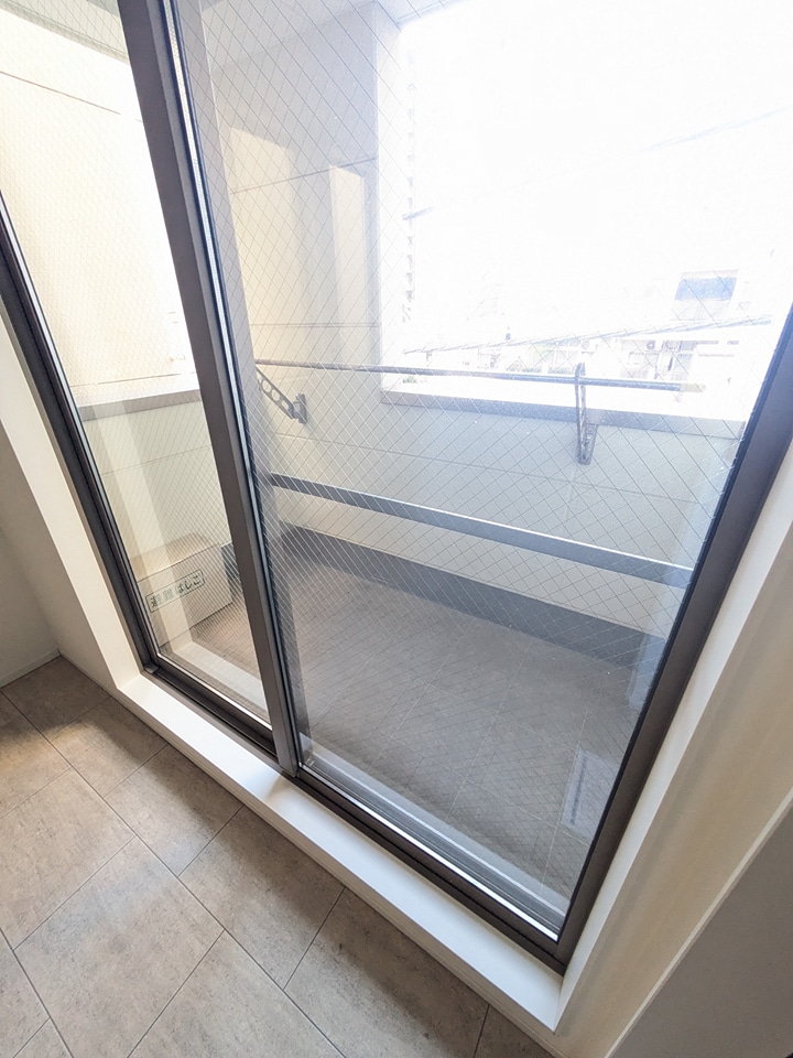 15/26 バルコニー