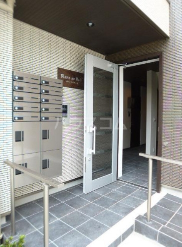 14/16 エントランス