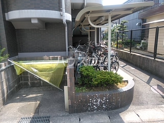 20/28 エントランス