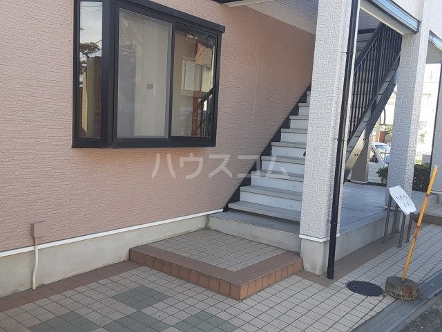 17/18 エントランス