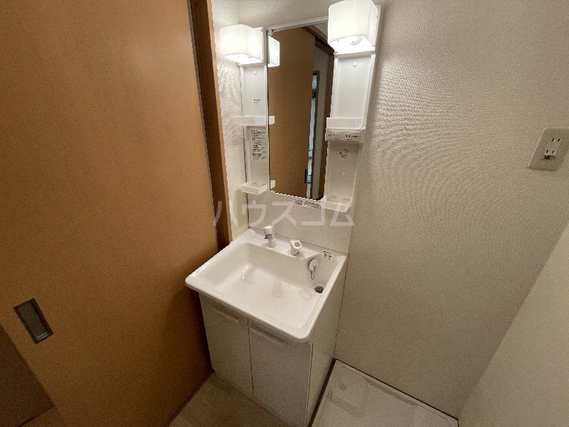 16/30 洗面