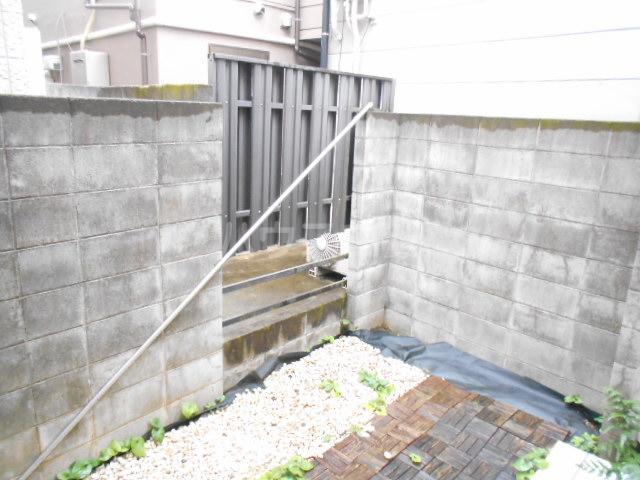 19/30 バルコニー