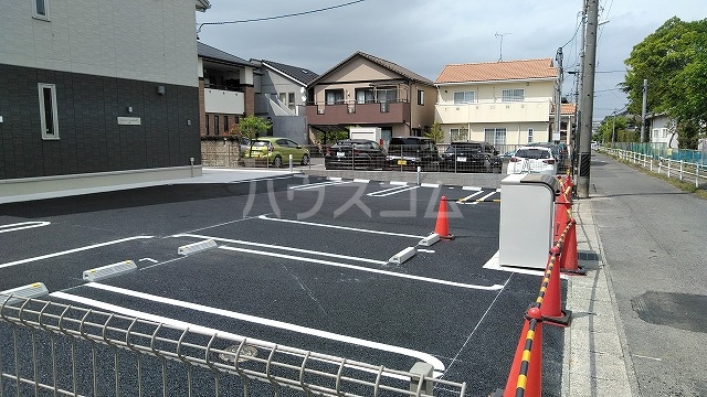 22/30 駐車場
