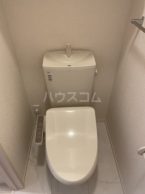 13/30 トイレ