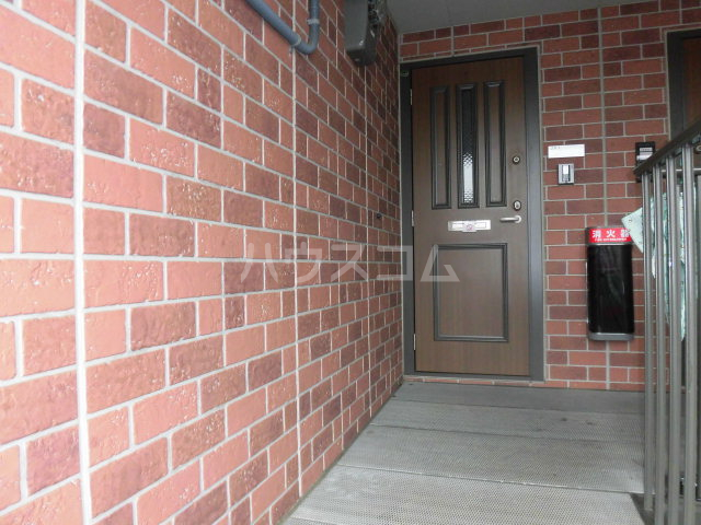 14/19 エントランス