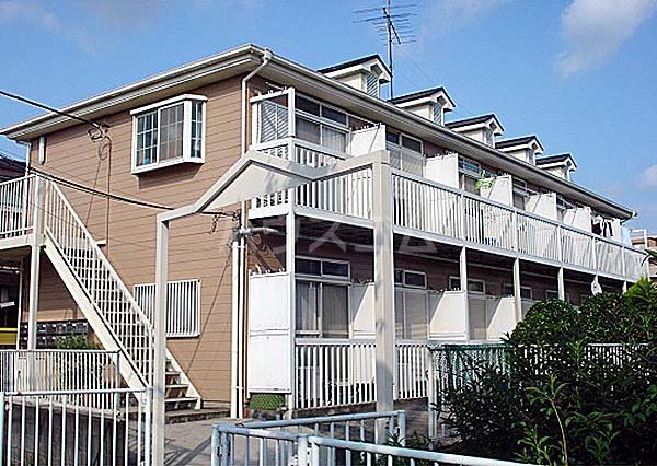 16/25 エントランス