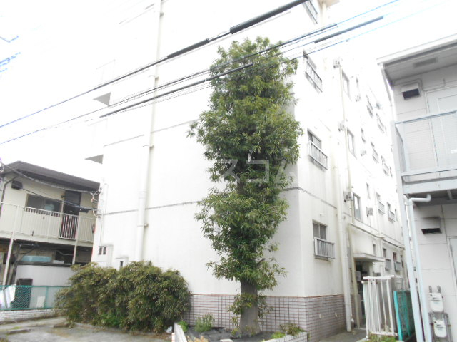 2/4 外観