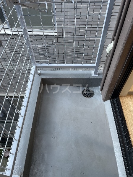 14/30 バルコニー