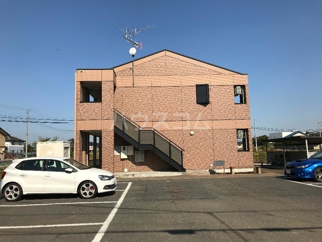 2/5 駐車場