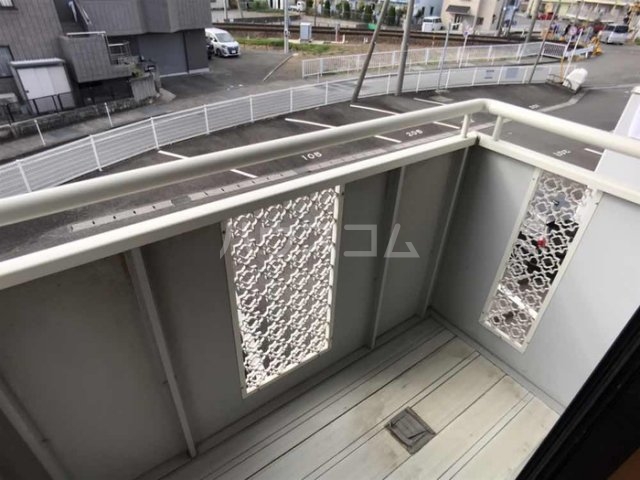 13/21 バルコニー