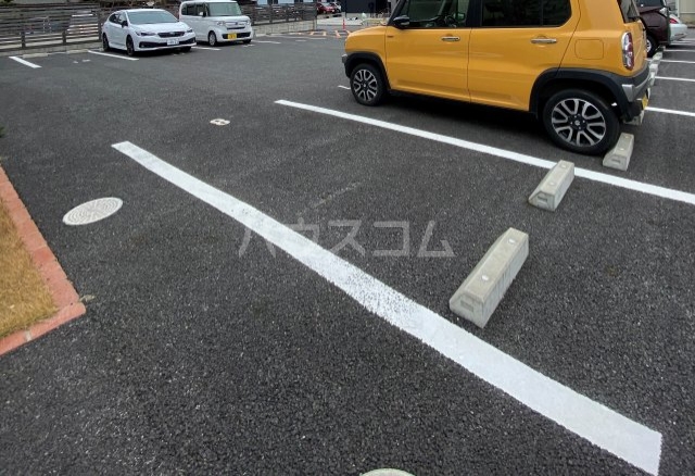 22/30 駐車場