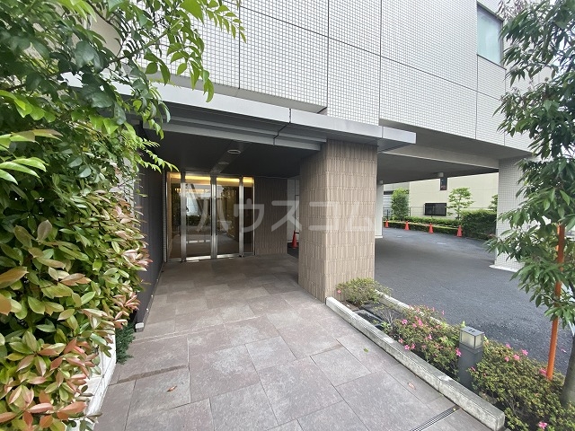 29/30 エントランス