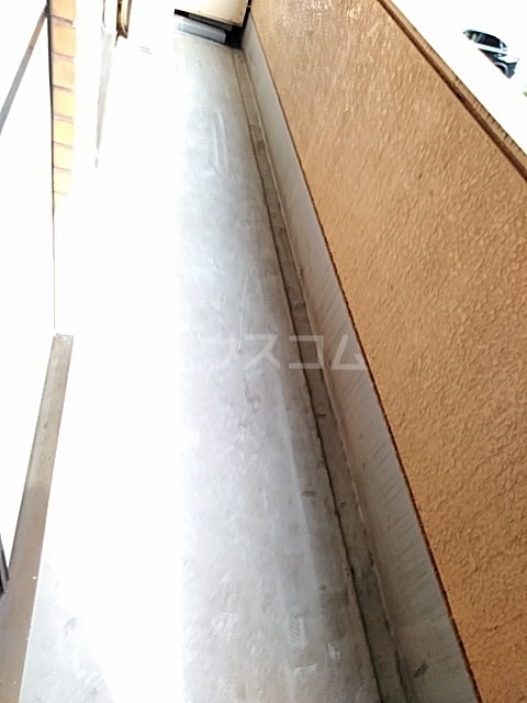 20/30 バルコニー