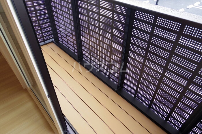 13/21 バルコニー