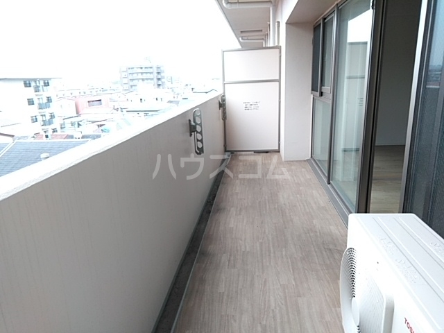 21/30 バルコニー