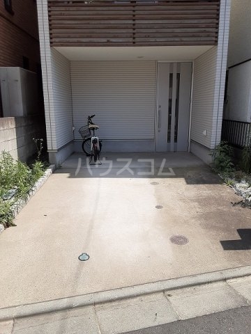 21/23 駐車場