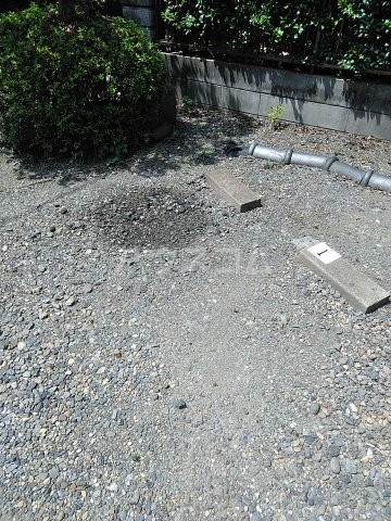2/3 駐車場
