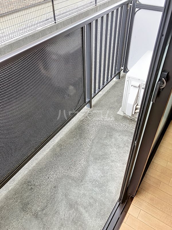 16/19 バルコニー