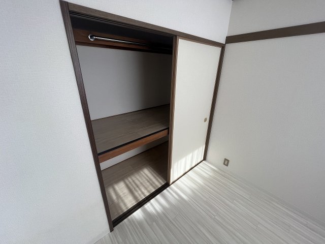 13/30 収納