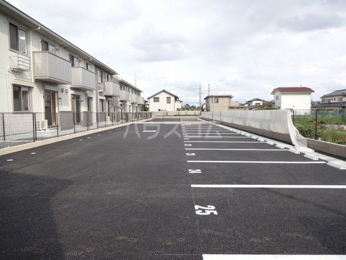 15/20 駐車場