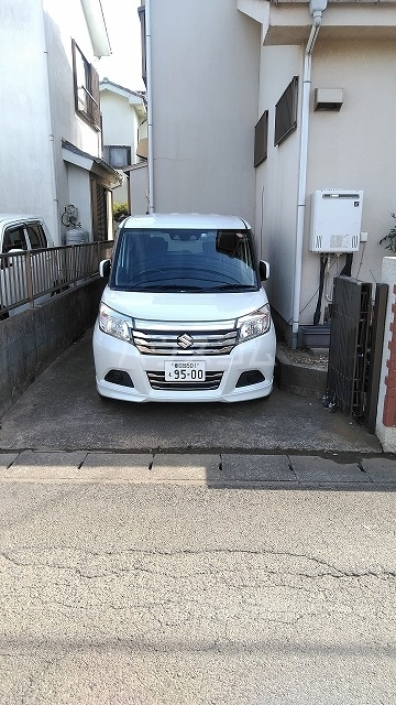 2/3 駐車場