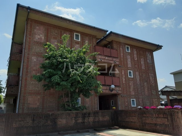 3/7 エントランス