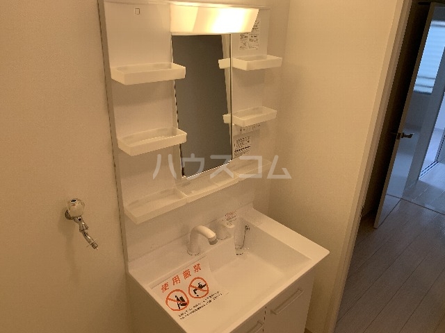 20/30 洗面