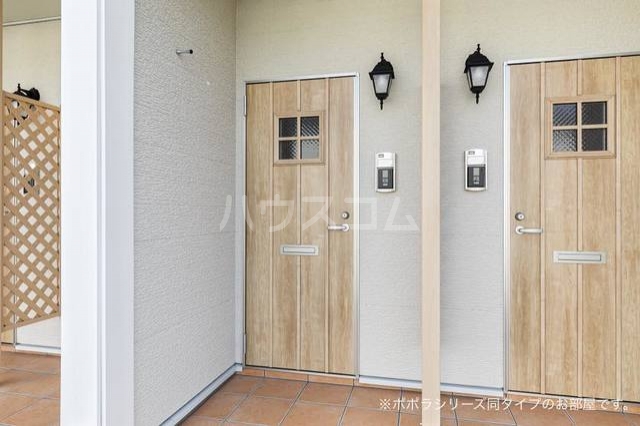 14/20 エントランス