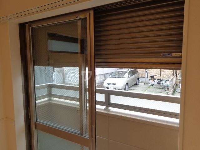 18/27 バルコニー