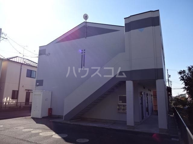 20/21 エントランス