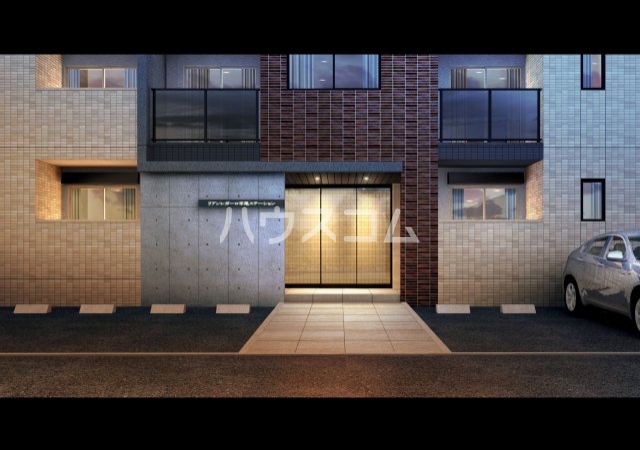 18/22 エントランス