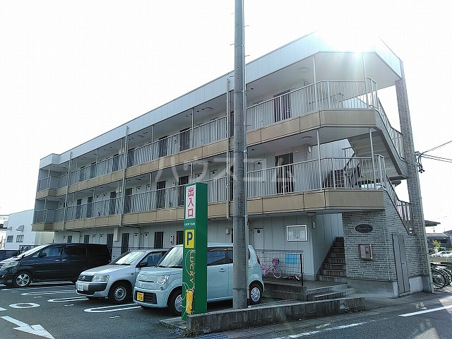 2/30 外観