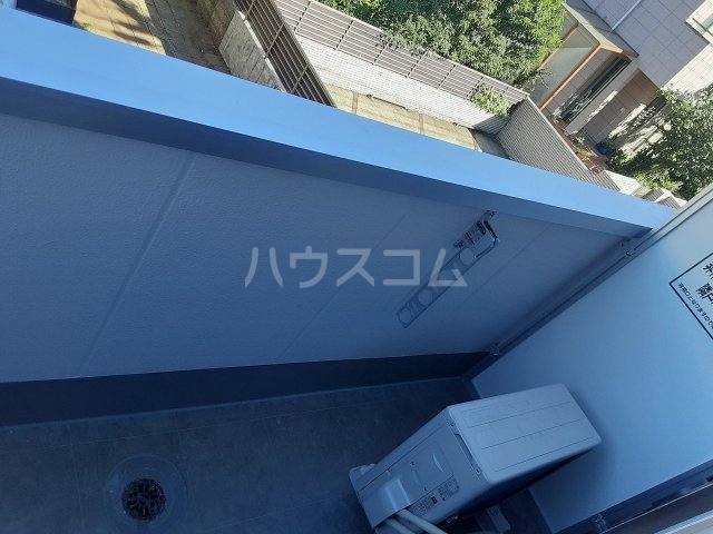 20/30 バルコニー