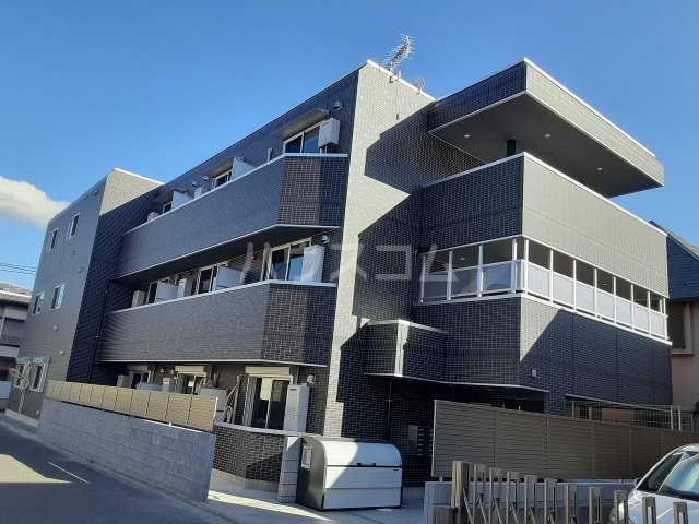 2/30 外観