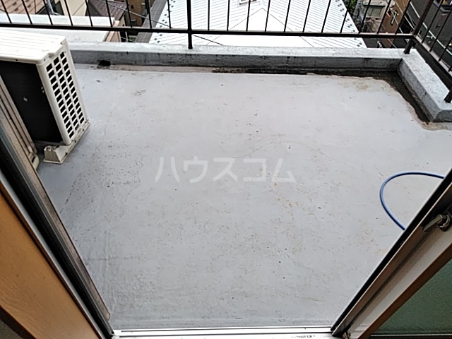 17/30 バルコニー