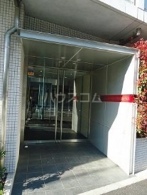 18/26 エントランス