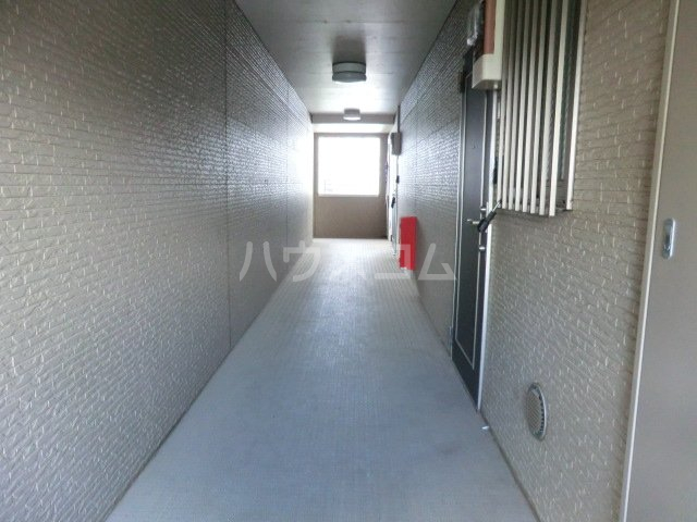 2/4 エントランス