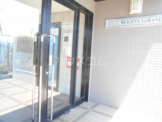 14/18 エントランス